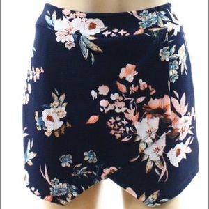 🍭Blue floral Soprano skort !!
